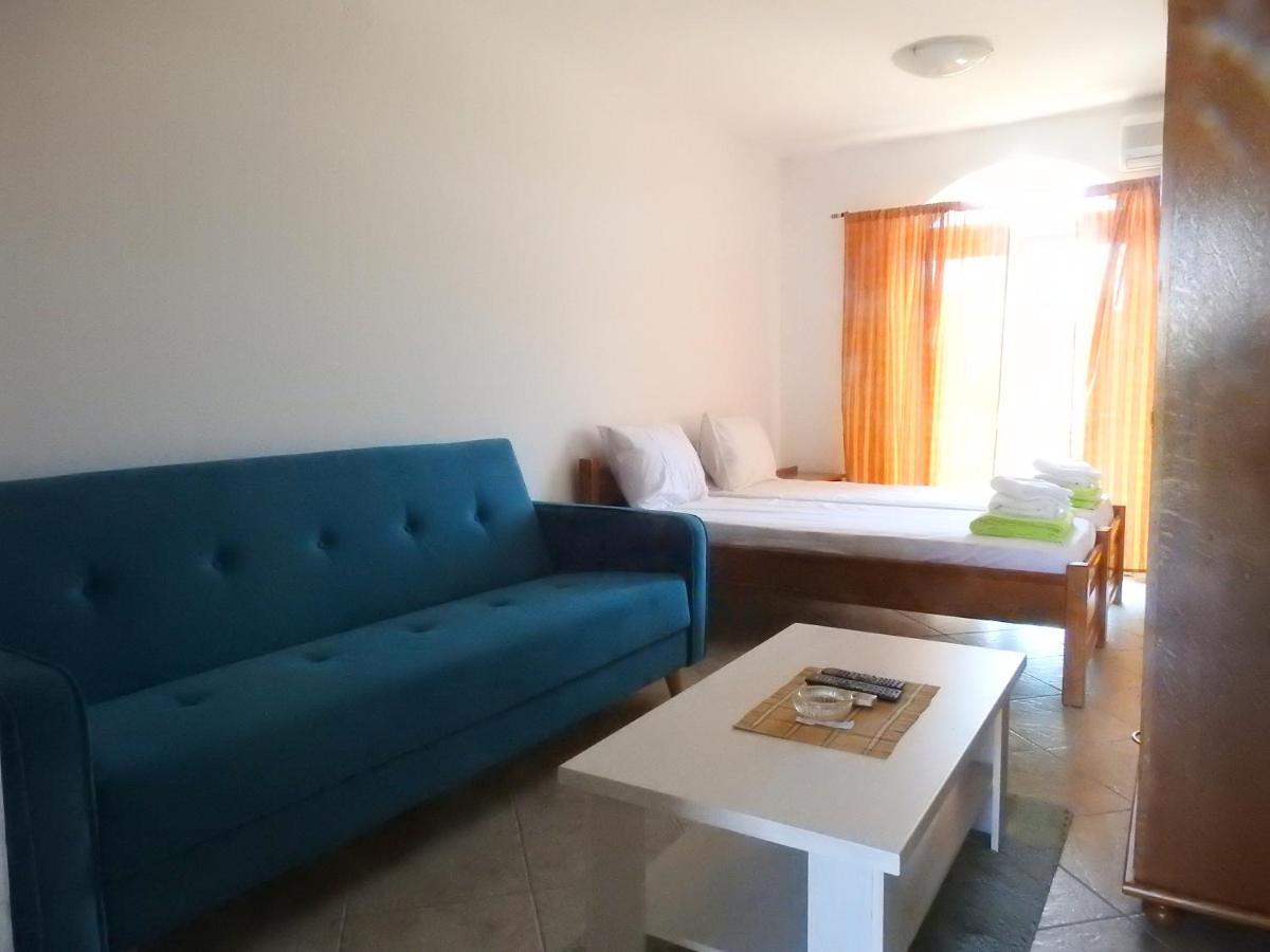 Luna Apartments Budva Pokoj fotografie