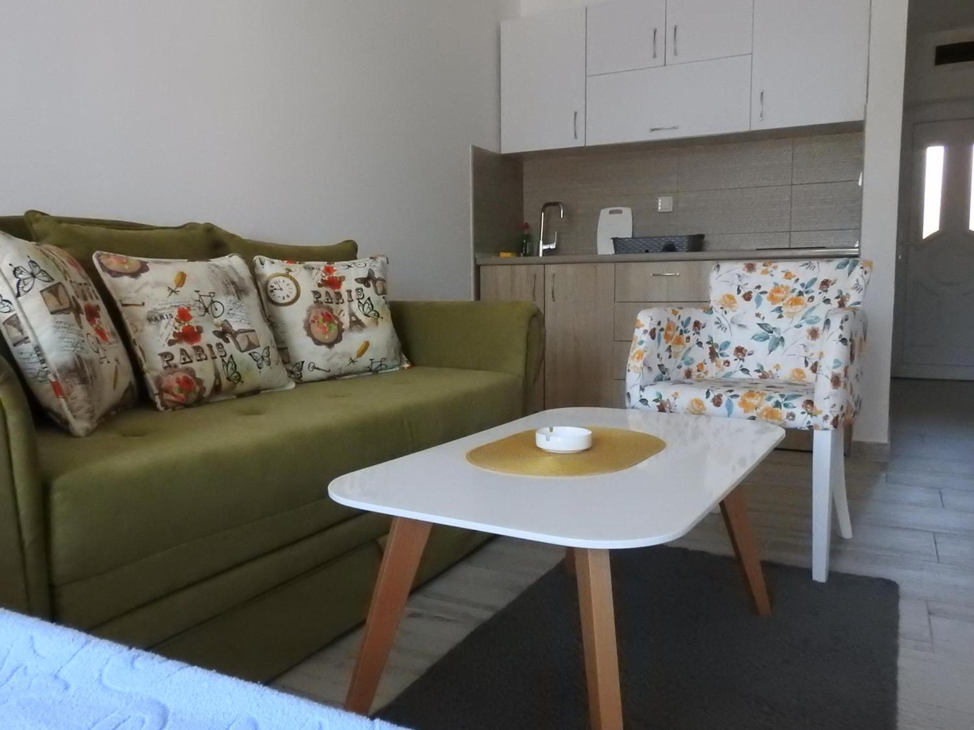 Luna Apartments Budva Pokoj fotografie
